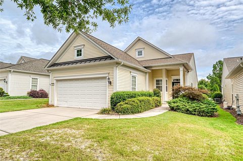 7024 Great Smoky Place