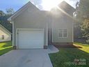 10100 Greenwood Court sold home in Charlotte, SC