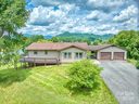 21 Redbud Drive sold home in Burnsville, SC