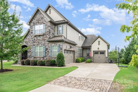 17405 Hawkwatch Lane
