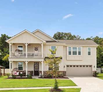 1402 Ainslie Place Road