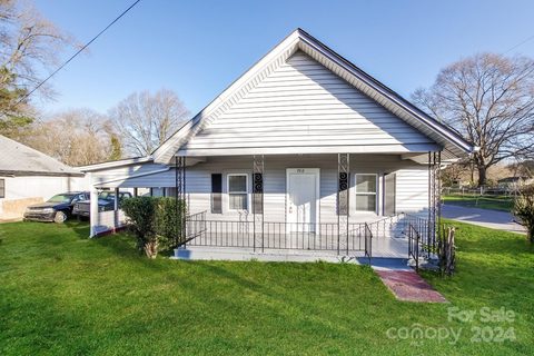 1912 Hemlock Avenue sold home in Groves Thread Company, Gastonia, NC