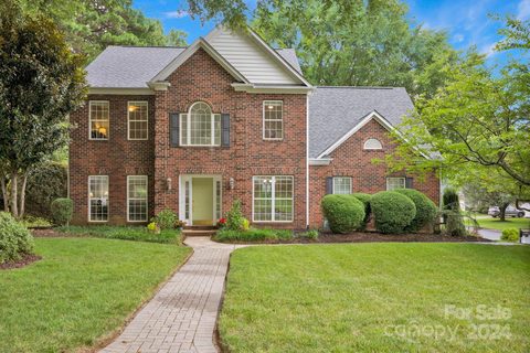 15805 Kinlocke Drive