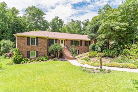 7327 Leesburg Road