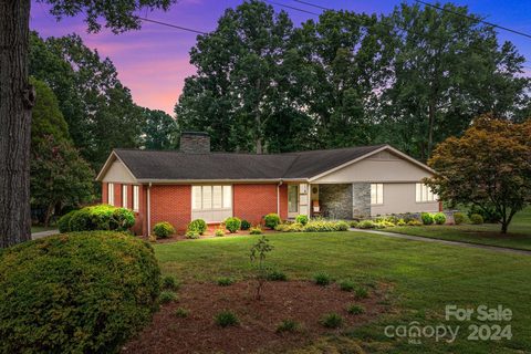 19 Oak Road