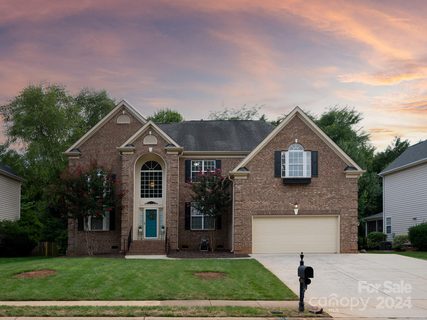700 Deercross Lane