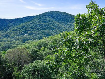 A home in Mount Mitchell Lands West