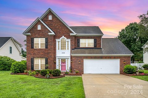 4006 Logan Circle