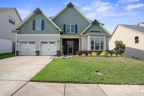 107 Chaffee Place sold home in Oaks On Main, Mooresville, NC