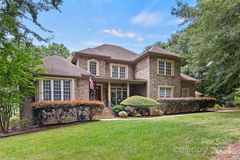 4556 Water Oak Drive sold home in The Coves, Clover, SC
