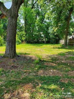 309 Fieldbrook Place sold home in Myers Park Manor, Charlotte, NC