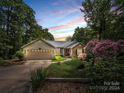129 Thrush Court