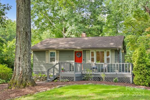 290 Maple Court