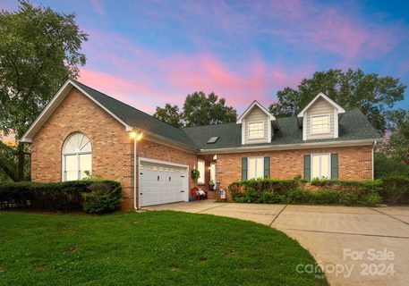 19217 Brookgreen Garden Place sold home in Magnolia Estates, Cornelius, NC