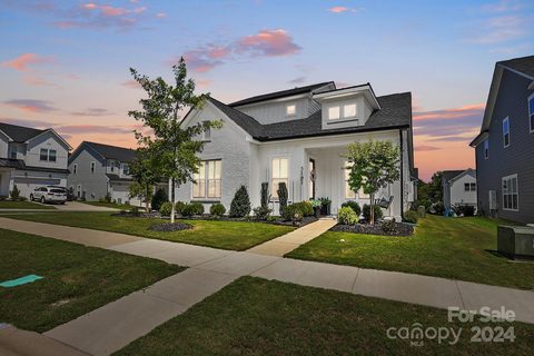 5101 Whitman Avenue sold home in Tennyson, Matthews, NC