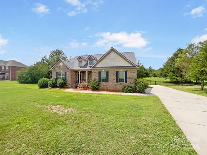 2033 Belle Regal Circle sold home in The Gates At Eastview, Rock Hill, SC