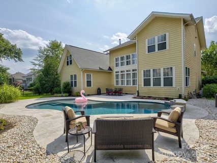 163 Shoreline Parkway sold home in Lakeshore, Tega Cay, SC