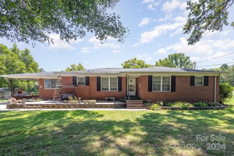 108 Pinkney Road sold home in Rudisill Park, Dallas, NC