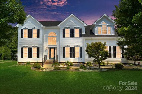 2225 Madeira Circle