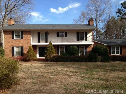 2731 Rolling Hills Drive