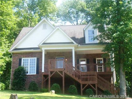 7250 Aldwych Lane