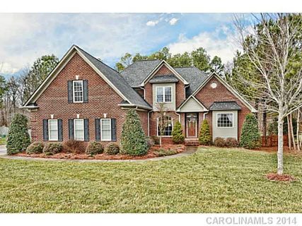 1024 Easthampton Lane