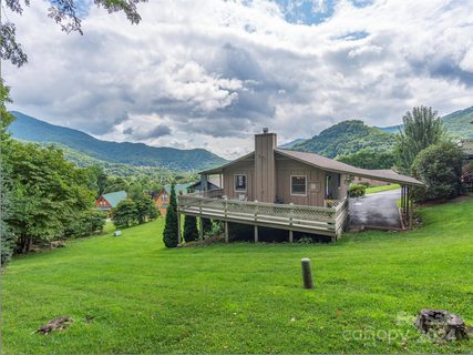 98 Stoney Ridge Loop sold home in Stoney Ridge, Maggie Valley, NC