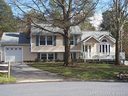 305 Parklake Court sold home in Pineville, SC
