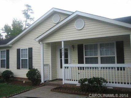 6203 Cottageville Lane