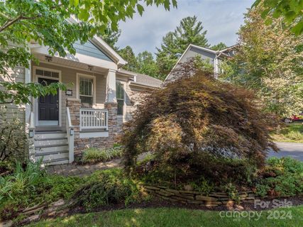 93 Mountain Drive