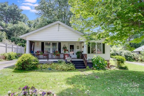 135 Camelot Drive