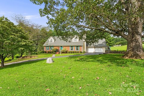 618 Windover Drive sold home in Windover Farms, Brevard, NC