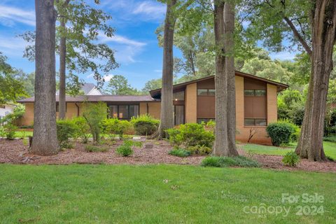Previously sold for $870,000