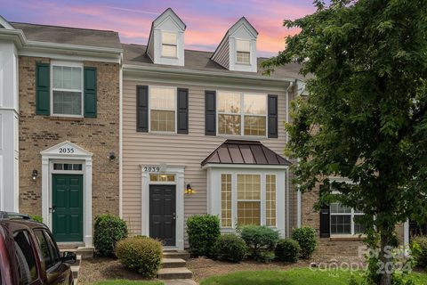 2039 Aston Mill Place sold home in The Mews At Laurel Valley, Charlotte, NC