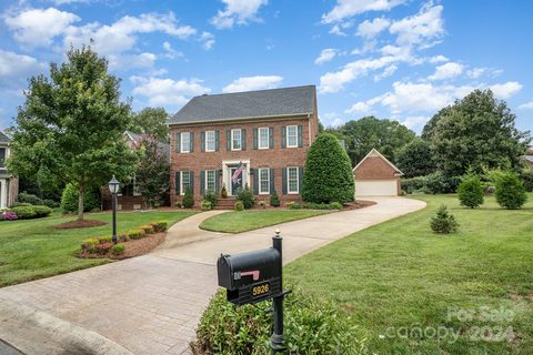 5926 Moray Court sold home in Kings Crossing, Concord, NC