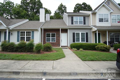 11113 Whitlock Crossing Court sold townhome in Roxborough, Charlotte, NC