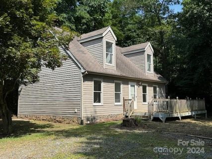 186 Sylvan Heights Drive sold home in Beacon Hill, Sylva, NC