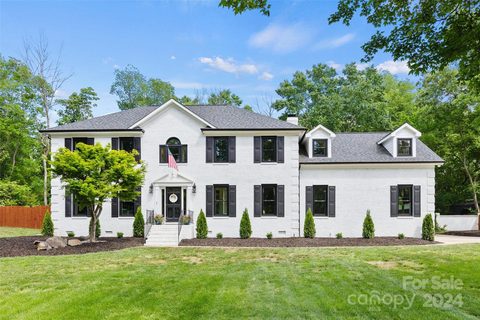 4001 Glen Eagles Lane