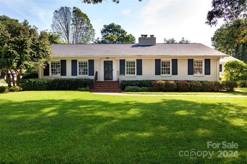 601 Shasta Lane