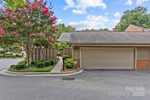 5318 Sandtrap Lane