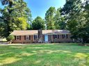 301 Middleton Avenue sold home in Matthews, SC