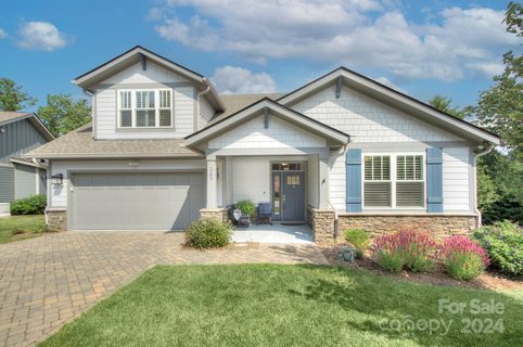 265 Hogans View Circle sold home in Hawks Ridge, Hendersonville, NC