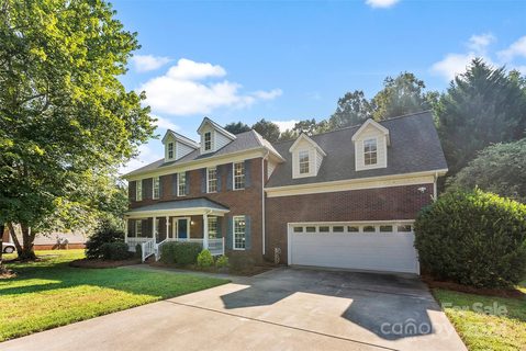 1818 Abbotsford Court sold home in Cambridge Estates, Gastonia, NC