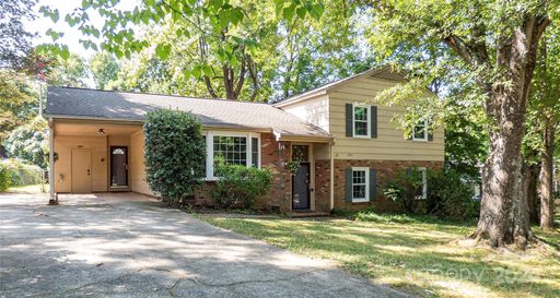 5820 Charing Place sold home in Rama Woods, Charlotte, NC