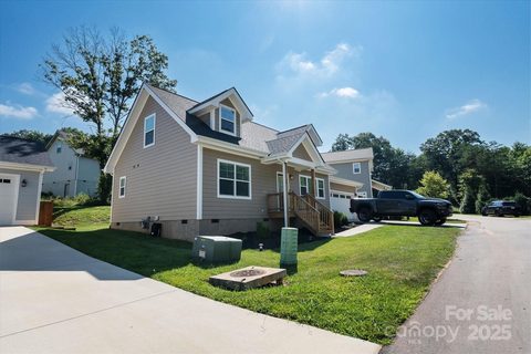 58 Greenwood Fields Drive sold home in Greenwood Fields, Asheville, NC