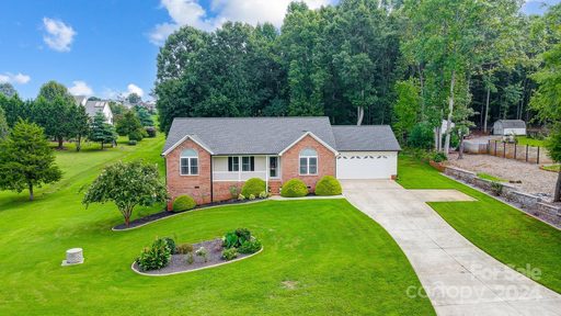2497 Carriage Lane sold home in Grandview Farms, Lincolnton, NC