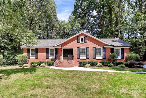 8013 Willhill Road sold home in Wilson Woods, Mint Hill, NC