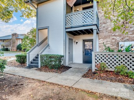 5847 Harris Grove Lane sold condo in Harris Lake, Charlotte, NC