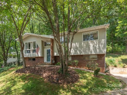 82 Sleepy Hollow Drive sold home in Happy Valley, Asheville, NC
