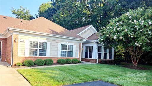 1972 Mckirkland Court sold townhome in st andrews, Matthews, NC